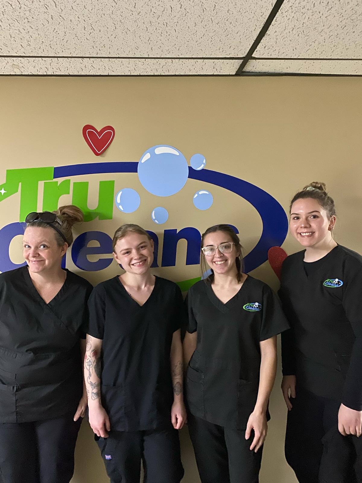 TruCleans Cleaning Tech's
